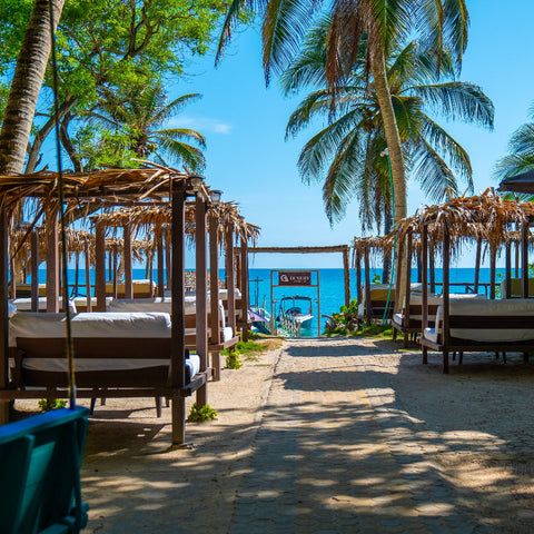 Luxury Beach Club with Open Bar in Rosario Islands