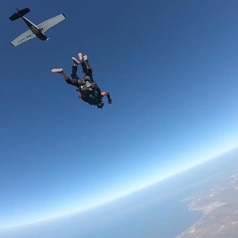 Beach Tandem Skydive - Juan Ballena | Travel Experiences in Cartagena